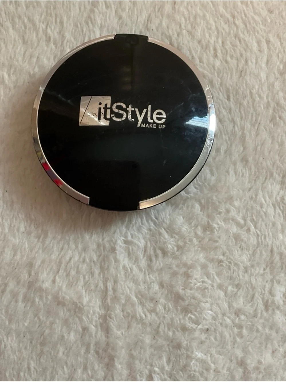 Black Makeup Setting Powder Compact - Smooth Matte Finish